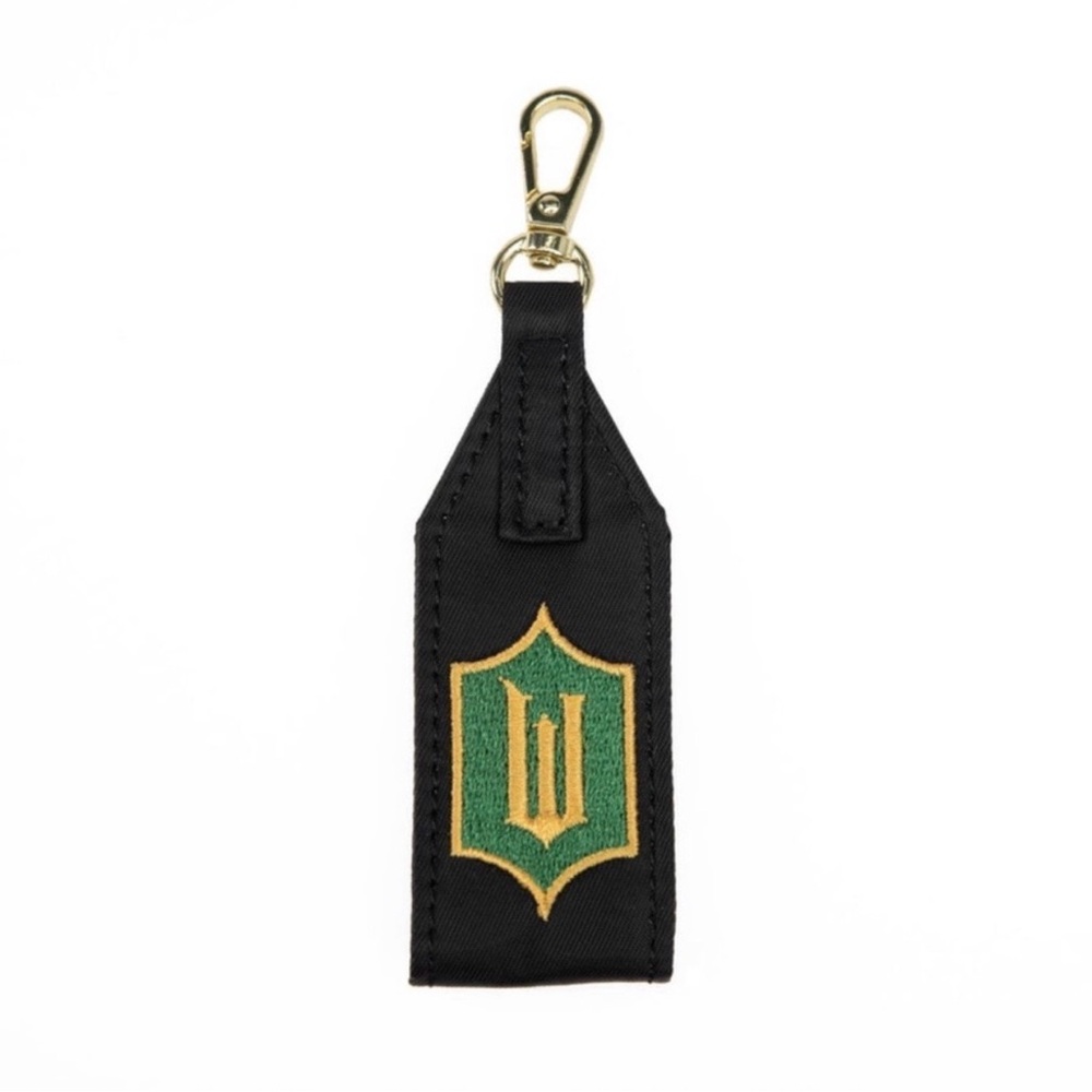 Lug Wicked Oversized Puller NWT Black Wicked